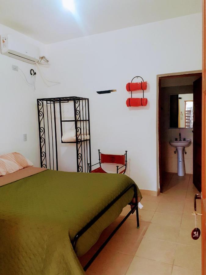 Hostal Los Faroles Chicoana Exterior foto