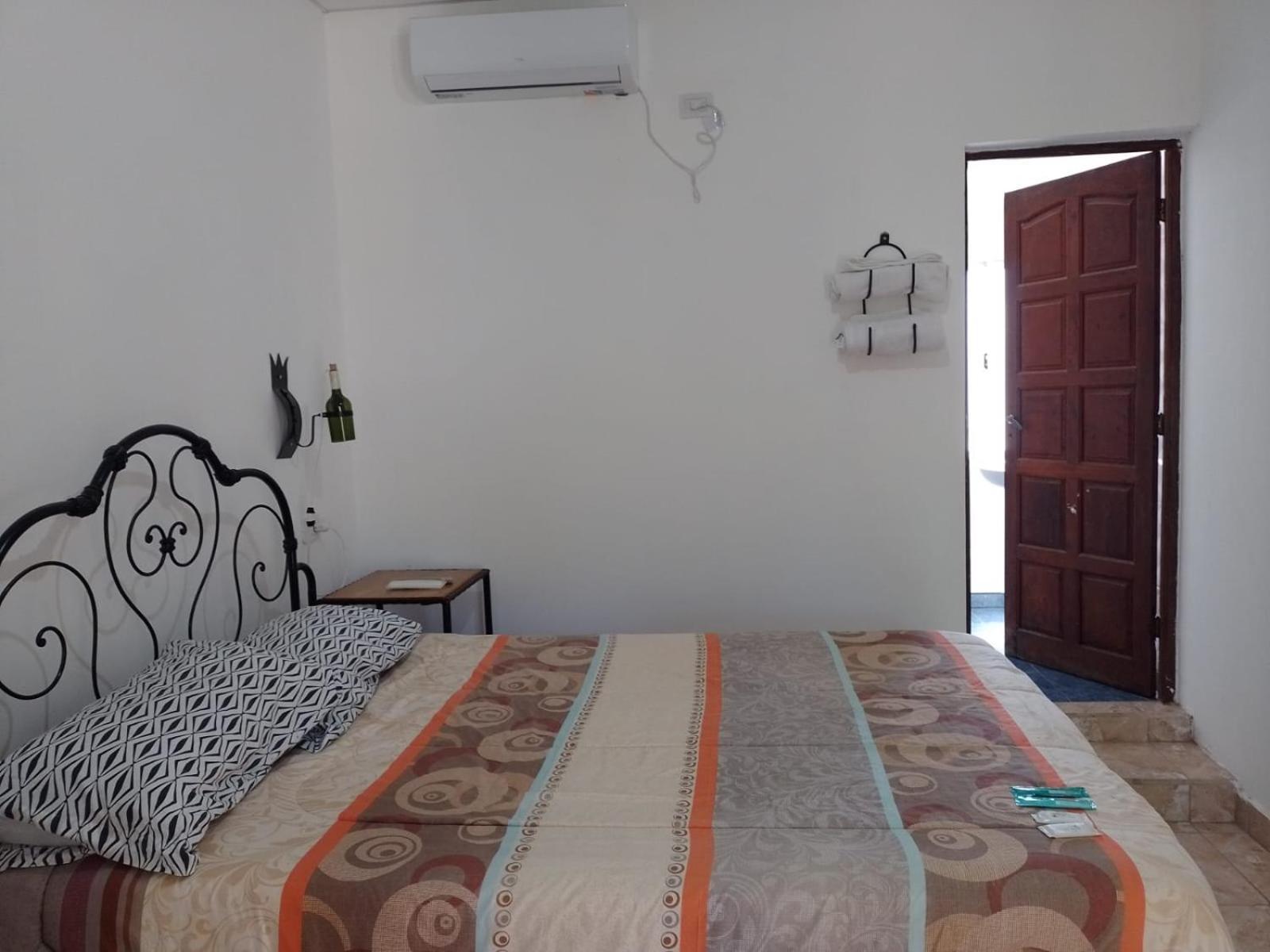 Hostal Los Faroles Chicoana Exterior foto